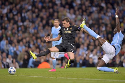 Al 25' Mandzukic trova la zampata sul cross di Pogba: è 1-1. LaPresse